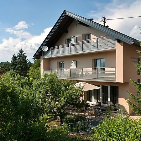 بيت ضيافة Gastehaus Wulz-lesjak فيلاخ