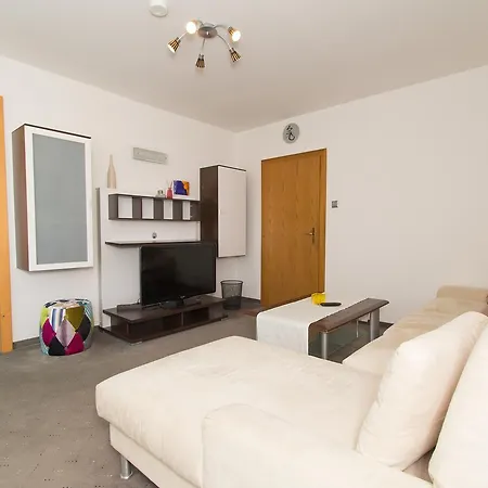 Konukevi Gaestehaus Wulz-lesjak 3*