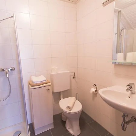 Konukevi Gaestehaus Wulz-lesjak Villach