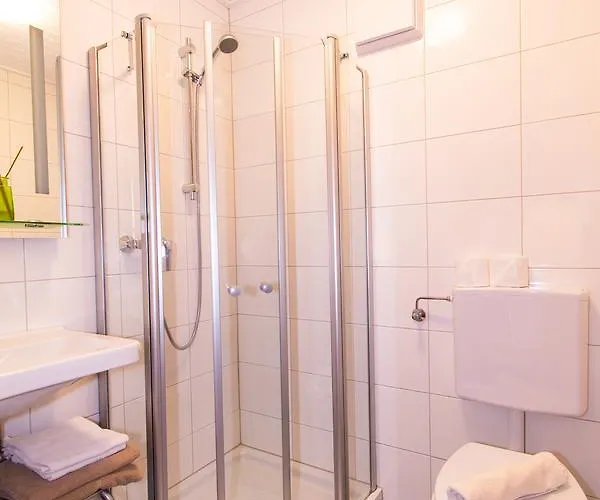 Gaestehaus Wulz-lesjak 3* Villach